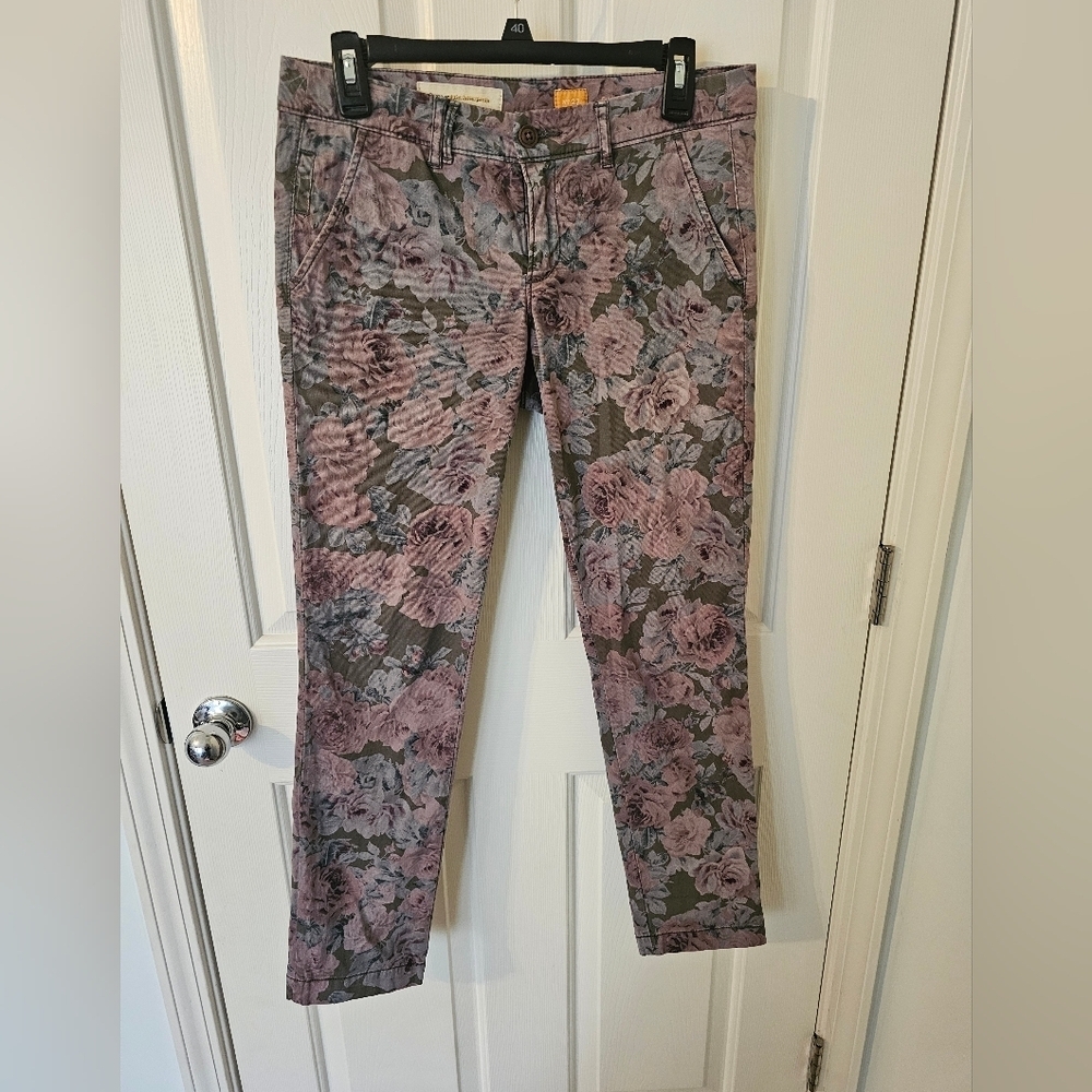 Pilcro and the Letterpress Anthropologie Hyphen Floral Chino’s Size 27